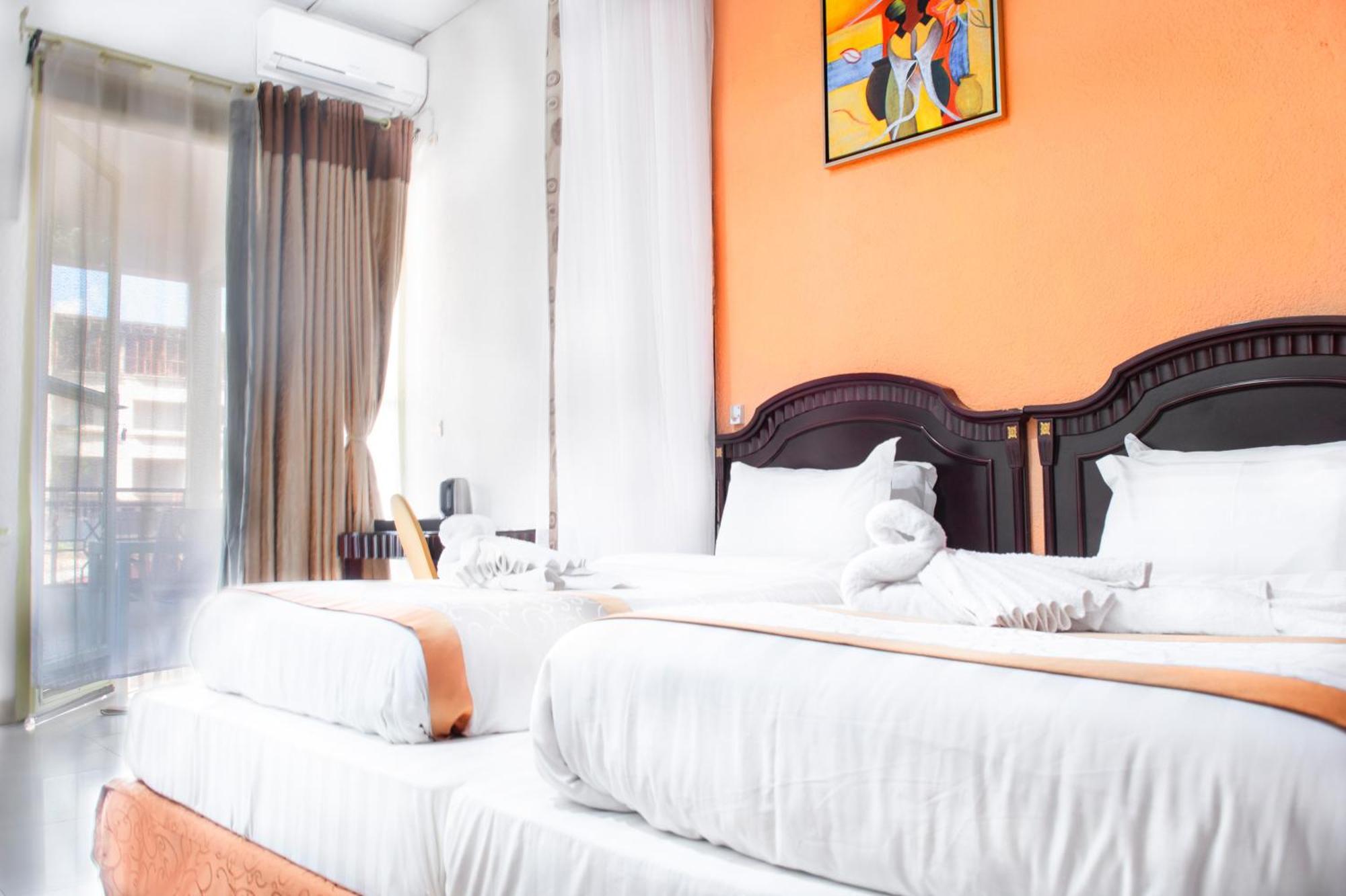 Dolce Vita Resort Hotel Bujumbura Buitenkant foto