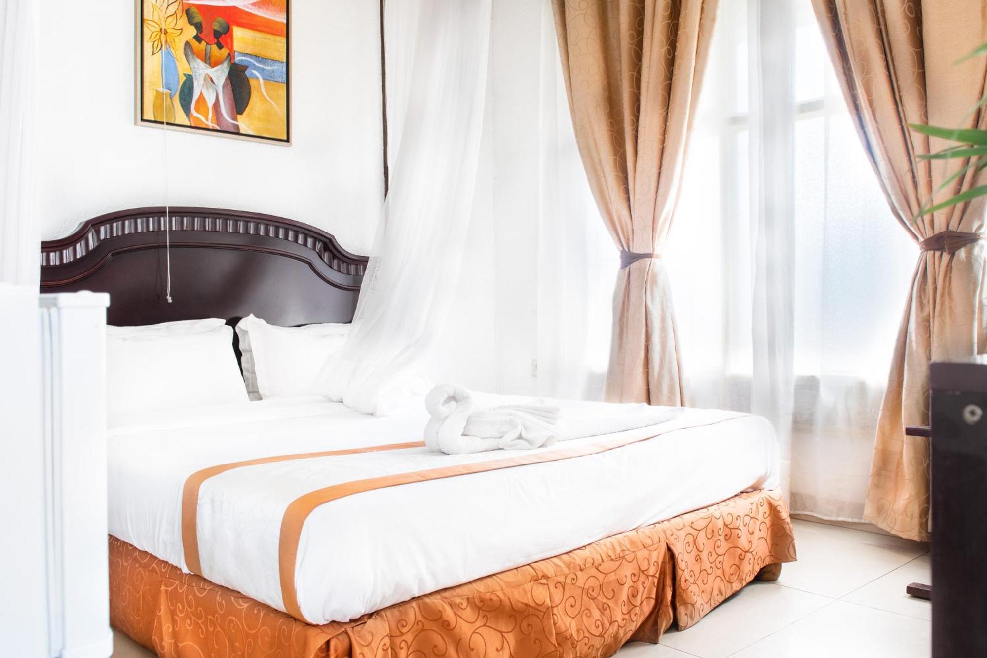 Dolce Vita Resort Hotel Bujumbura Buitenkant foto