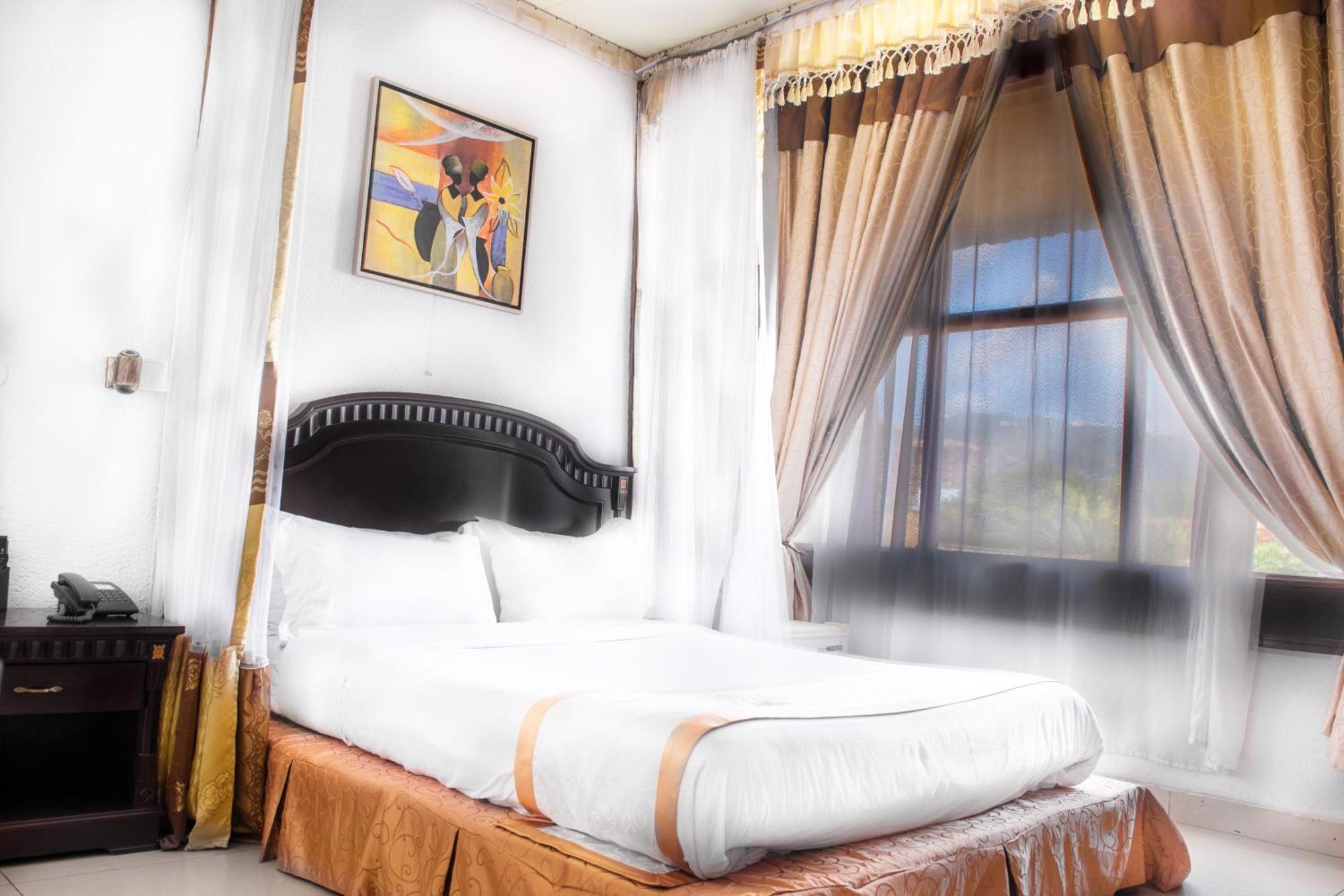 Dolce Vita Resort Hotel Bujumbura Buitenkant foto