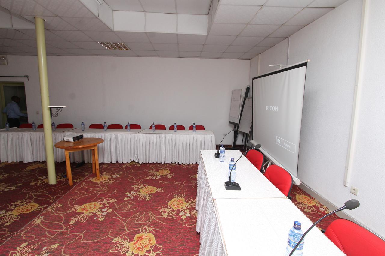 Dolce Vita Resort Hotel Bujumbura Buitenkant foto