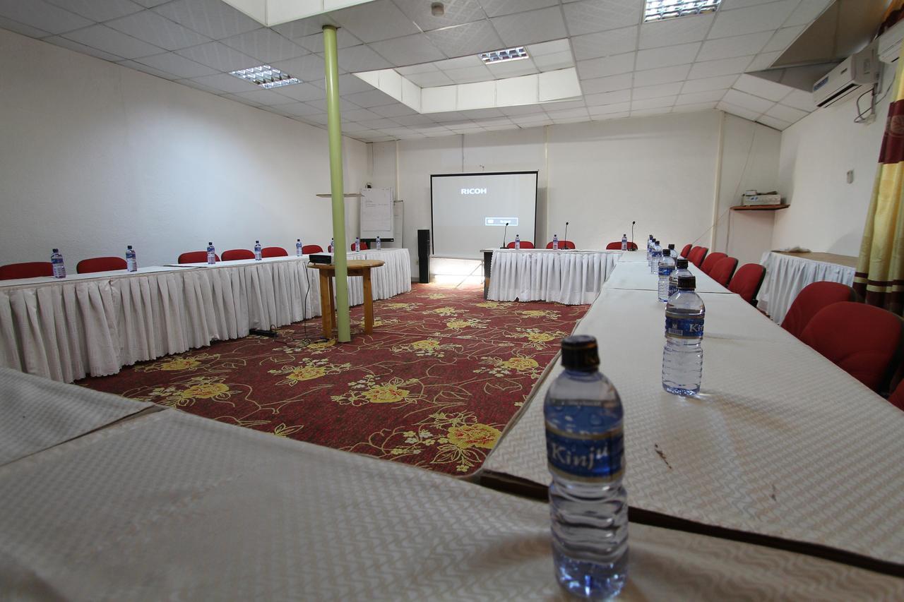 Dolce Vita Resort Hotel Bujumbura Buitenkant foto